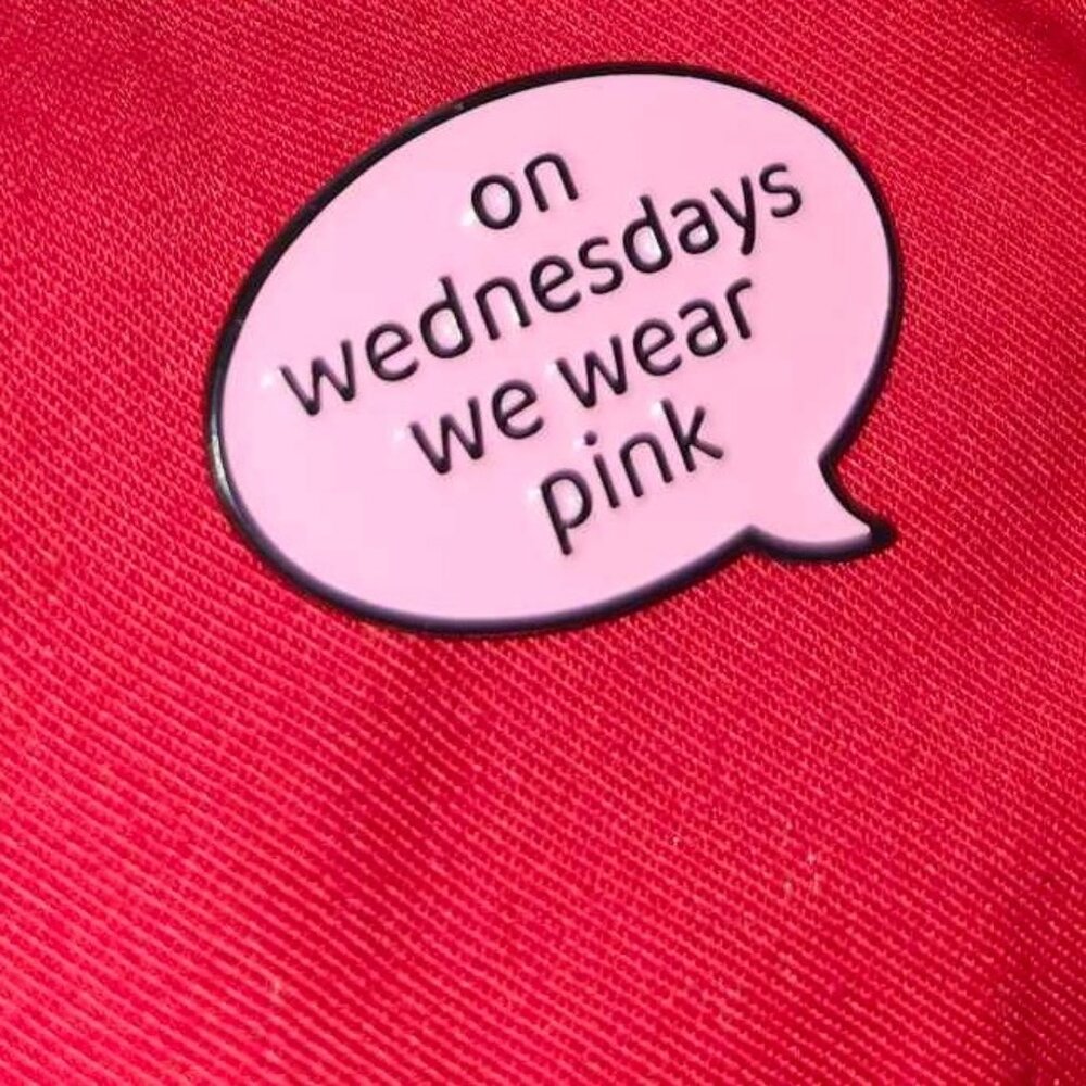 MEAN GIRLS 'ON WEDNESDAYS WE WEAR PINK' ENAMEL PIN LAPEL PIN BROOCH NWT - Picture 4 of 9